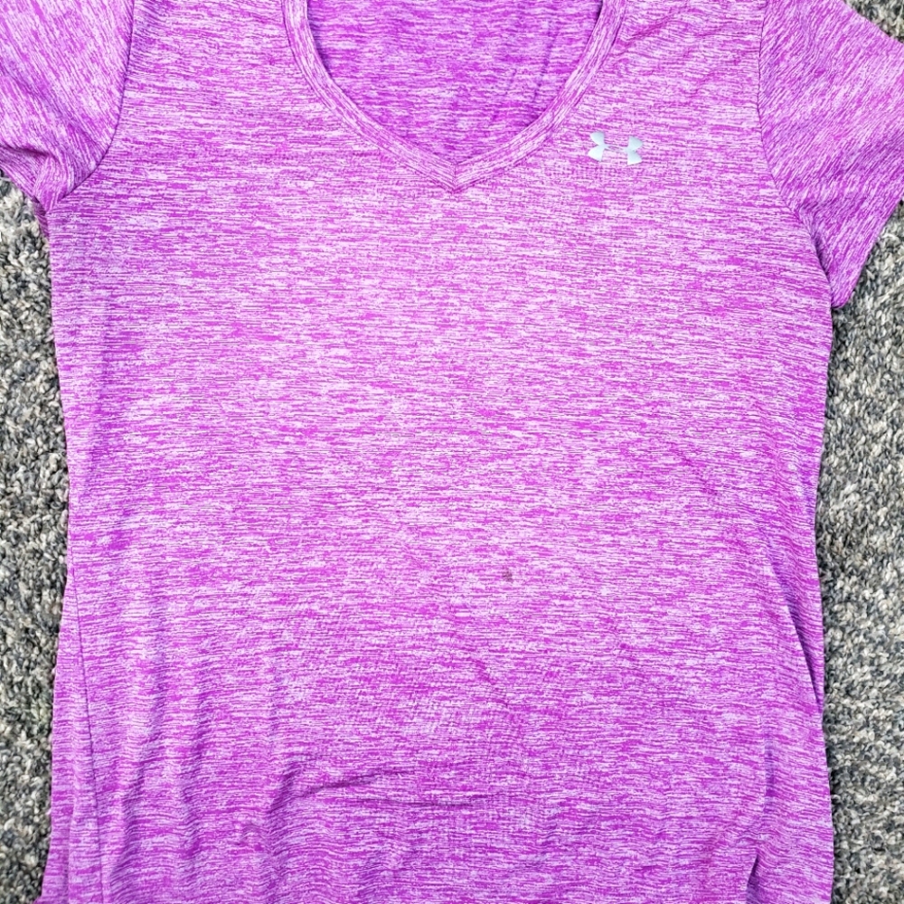 Womens under armour tee